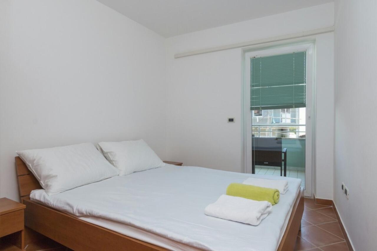 Apartments Riva Медулин Екстер'єр фото